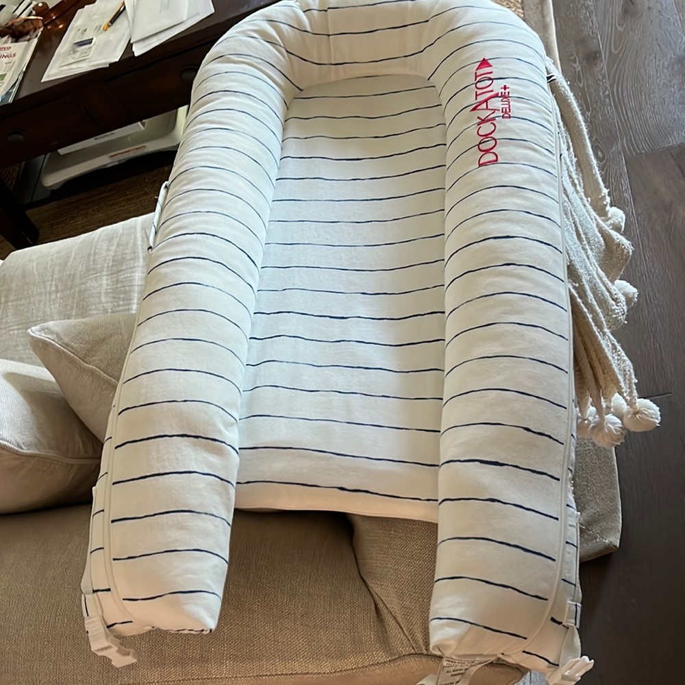 DockATot deluxe+